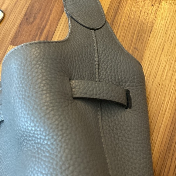 Peter Kent Women’s Gray Leather Bag OS - Picture 3 of 9